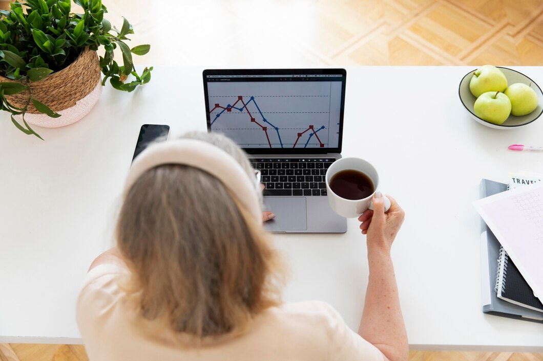 What is Passive Investing? A Simple UK Guide to Index Funds & ETFs